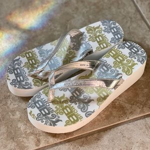 Bebe sport wedge flip flops NWT Sz 8